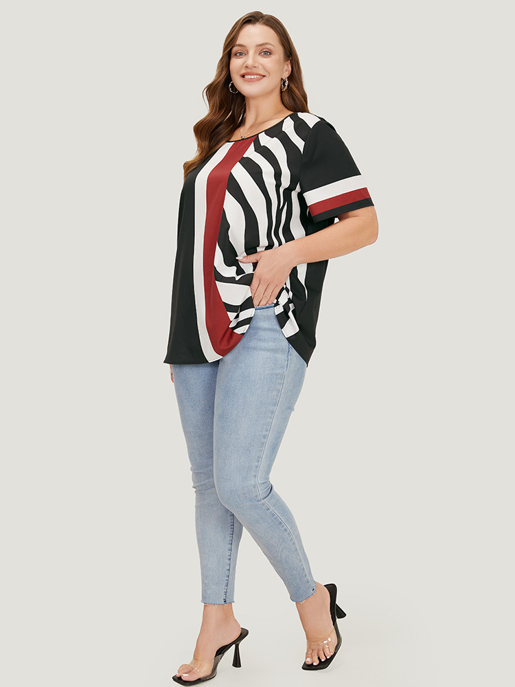 Plus Size Multicolor Striped & Geometric Print Crew Neck Blouse Women Elegant Short sleeve Round Neck Dailywear Blouses BloomChic 26/4X 