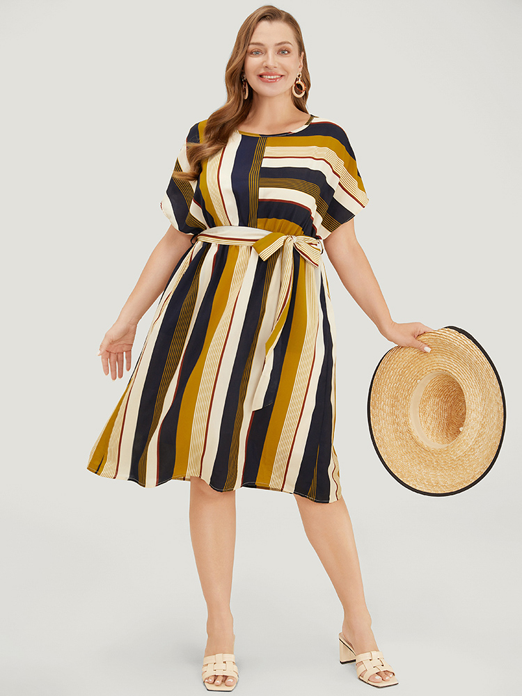 Plus Size Women Dailywear Striped Contrast Dolman Sleeve Short sleeve Round Neck Pocket Belt Vacation Dresses BloomChic 
