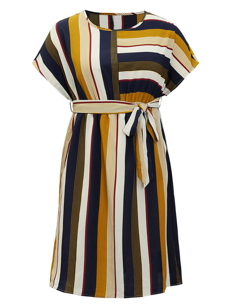 Plus Size Women Dailywear Striped Contrast Dolman Sleeve Short sleeve Round Neck Pocket Belt Vacation Dresses BloomChic 