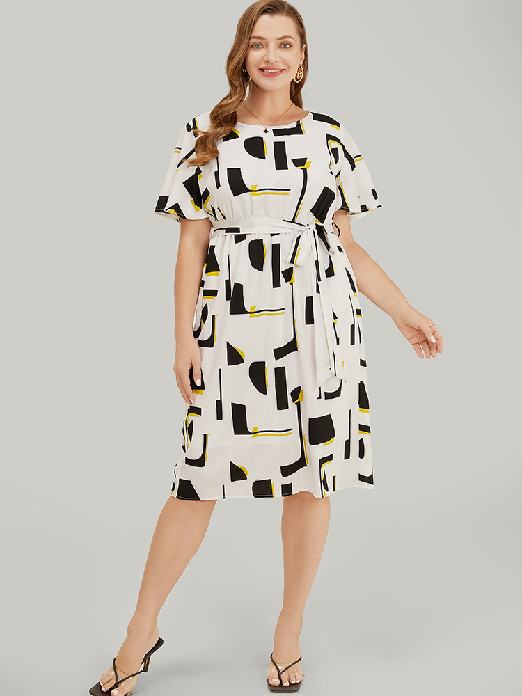 

Plus Size Geometric Print Pocket Belt Flutter Sleeve Dress Black Women Elegant Contrast Round Neck Short sleeve Curvy Knee Dress BloomChic