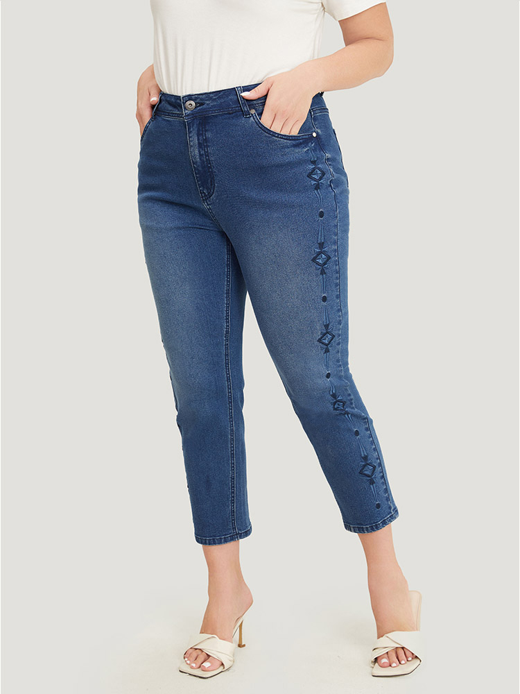 

Plus Size Very Stretchy Medium Wash Geometric Embroidered Jeans Women Indigo Casual Plain Embroidered High stretch Pocket Jeans BloomChic