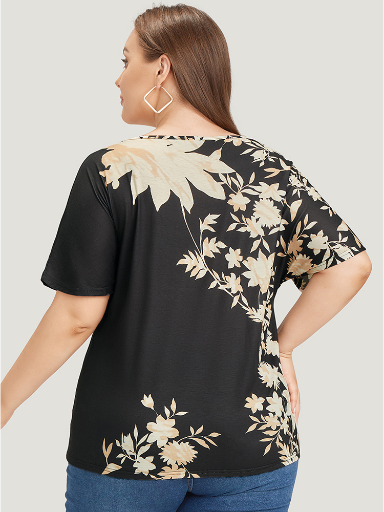 Plus Size Women Going out Floral Dolman Sleeve Short sleeve Round Neck Elegant T-shirts BloomChic 