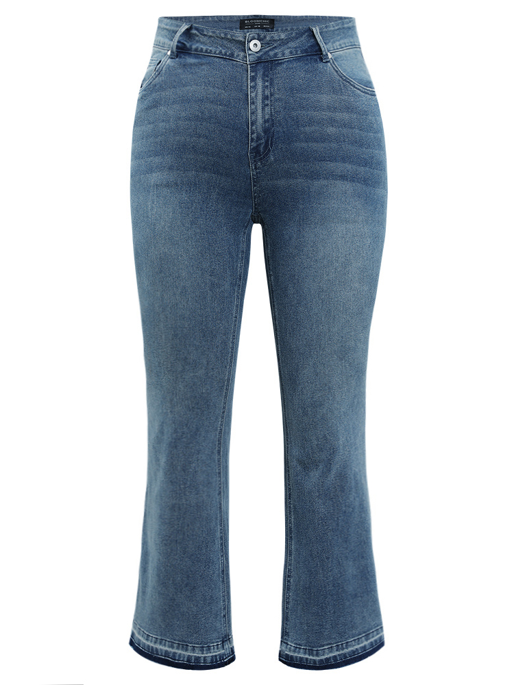 Plus Size Women Dailywear High stretch Flare Leg Medium Wash Casual Jeans BloomChic 