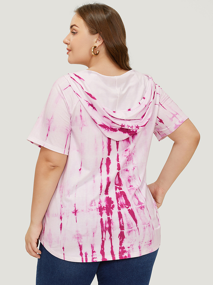 Plus Size Women Dailywear Tie Dye Arc Hem Raglan sleeve Short sleeve Hooded Casual T-shirts BloomChic 