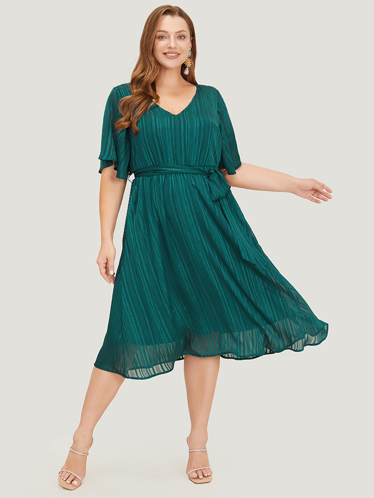 

Plus Size Plain Glitter Pocket Belt Ruffle Hem Dress Green Women Party Lined V-neck Short sleeve Curvy Midi Dress BloomChic