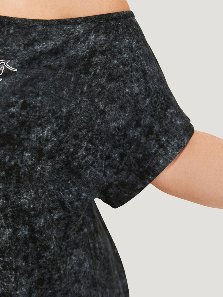 Plus Size Women Dailywear Art&design Dolman Sleeve Short sleeve One Shoulder Casual T-shirts BloomChic 
