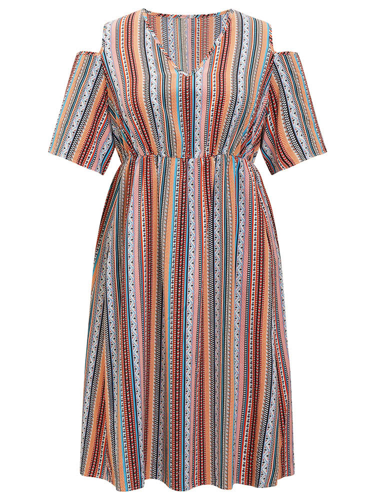 Plus Size Women Dailywear Striped Regular Sleeve Short sleeve V-neck Vacation Dresses BloomChic 