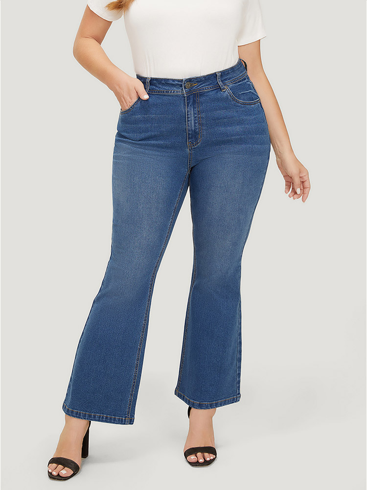 Plus Size Flare Leg Very Stretchy Medium Wash Jeans Women Blue Casual Plain High stretch Pocket Jeans BloomChic 14/1X 