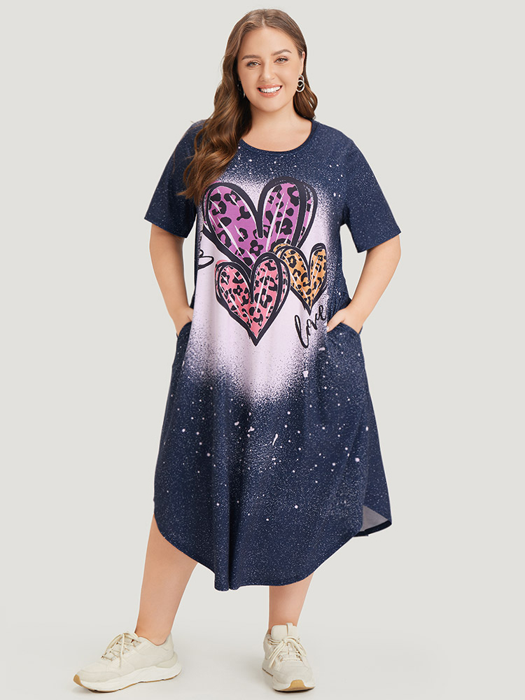 Plus Size Women Dailywear Heart Print Printed Regular Sleeve Short sleeve Round Neck Pocket Casual Dresses BloomChic 