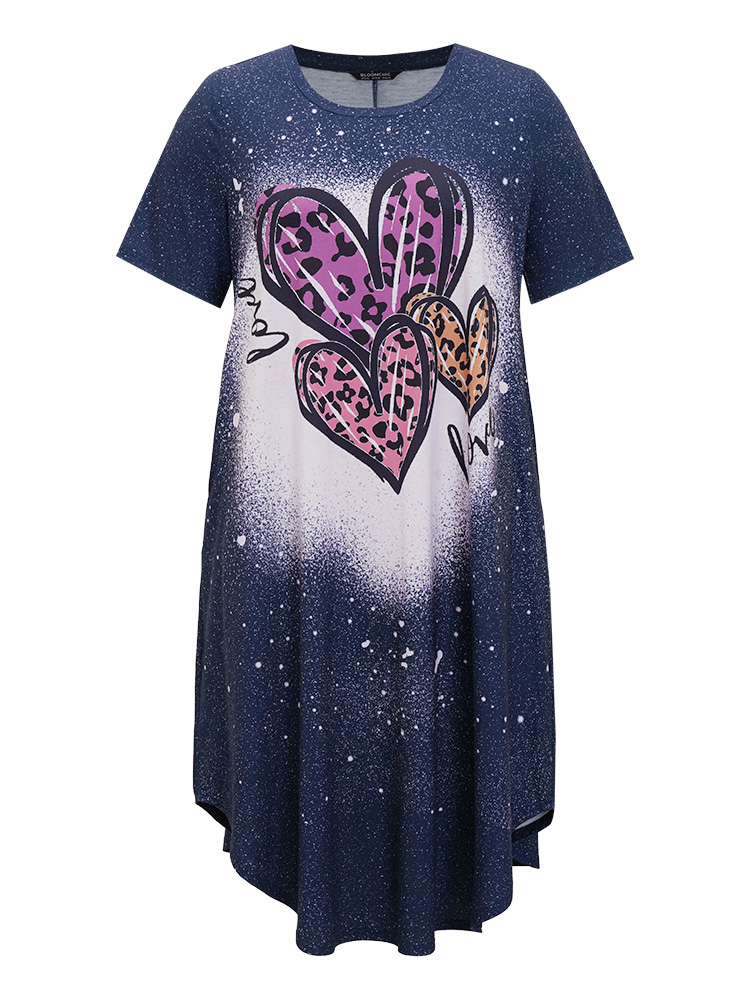Plus Size Women Dailywear Heart Print Printed Regular Sleeve Short sleeve Round Neck Pocket Casual Dresses BloomChic 