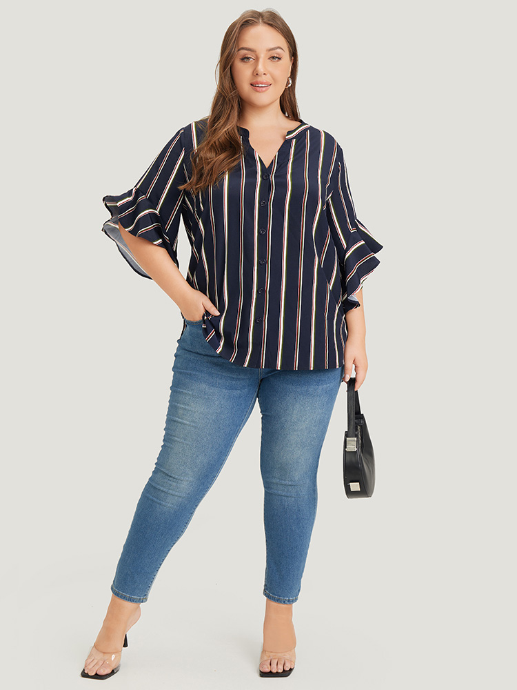 

Plus Size Indigo Striped Contrast Notched Bell Sleeve Split Side Blouse Women Office Elbow-length sleeve Notched collar Dailywear Blouses BloomChic