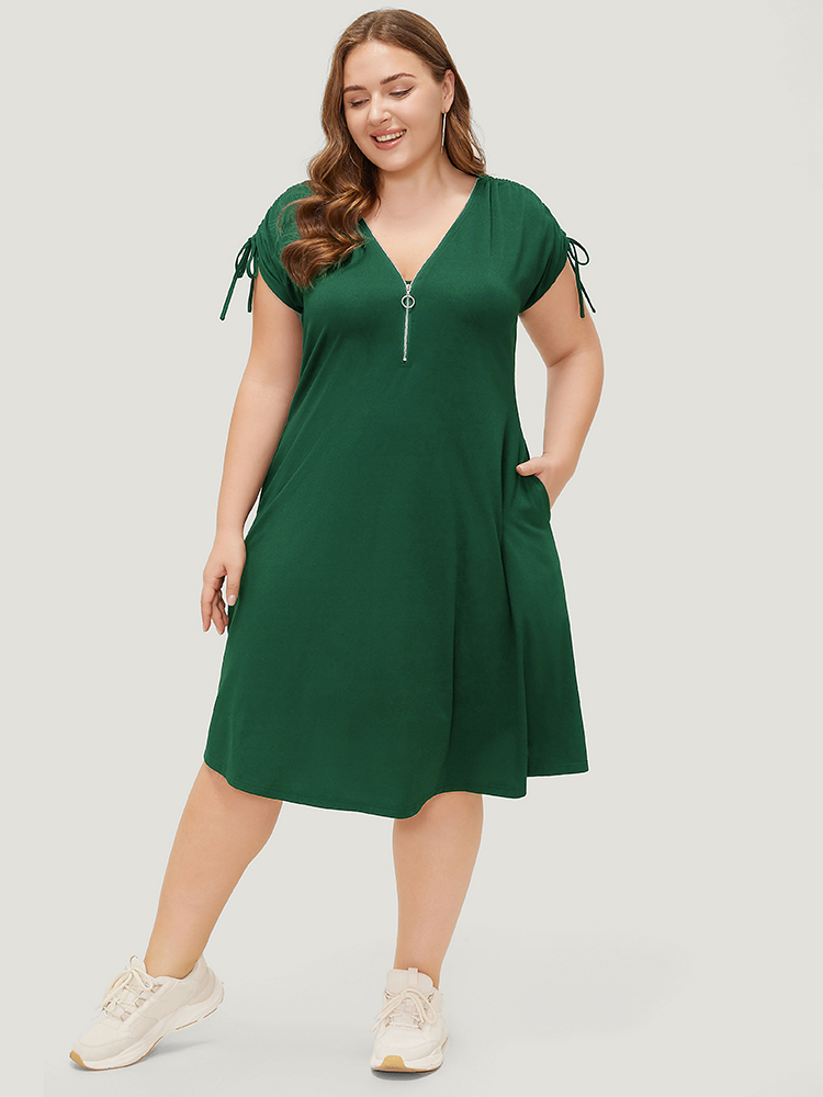 

Plus Size Solid Drawstring Sleeve Pocket Ruffle Zip Up Dress DarkGreen Women Casual Zipper V-neck Half Sleeve Curvy Knee Dress BloomChic