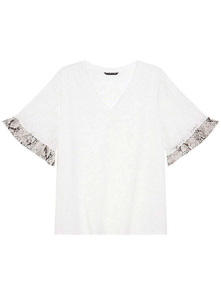 Plus Size Women Dailywear Plain Patchwork Bell Sleeve Half Sleeve V-neck Elegant T-shirts BloomChic 