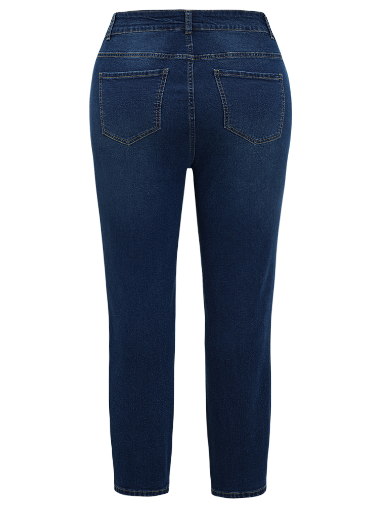 Plus Size Women Dailywear Embroidered High stretch Regular Medium Wash Casual Jeans BloomChic 