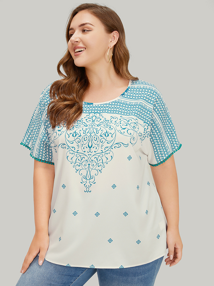 

Plus Size White Moroccan Print Batwing Sleeve Pompom Trim Blouse Women Elegant Short sleeve Round Neck Dailywear Blouses BloomChic