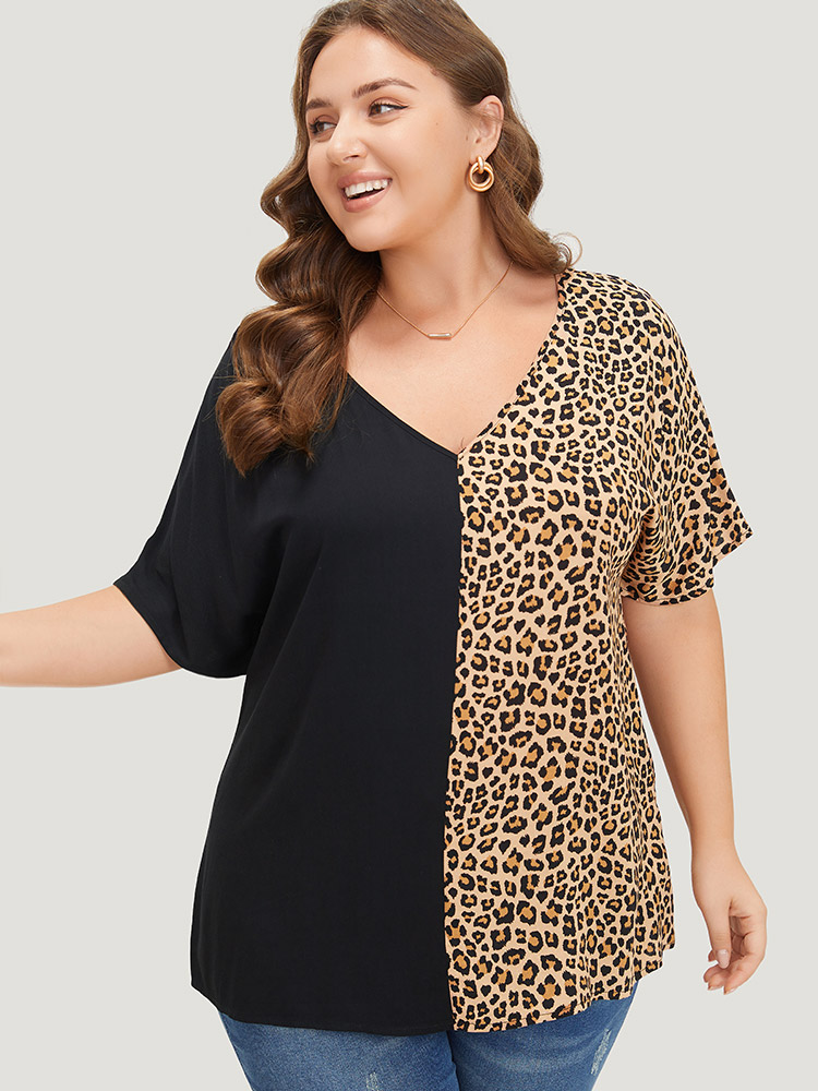 

Plus Size Black Leopard Patchwork Dolman Sleeve Blouse Women Elegant Short sleeve V-neck Dailywear Blouses BloomChic