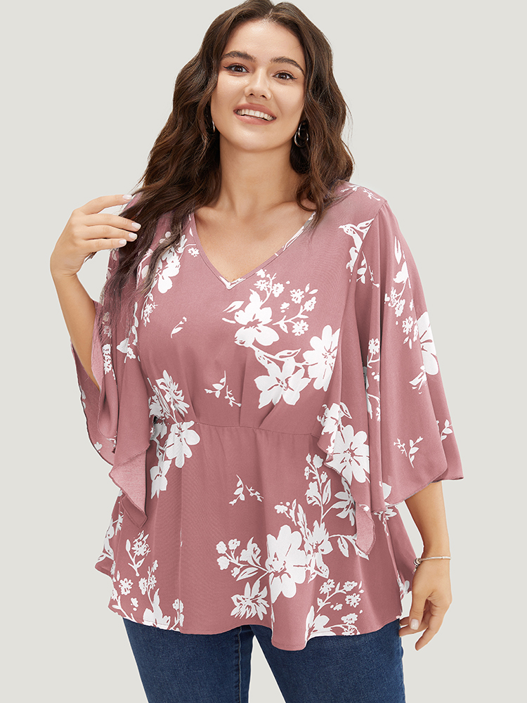 

Plus Size DustyPink Floral Printed Plicated Detail Flutter Sleeve Blouse Women Elegant Short sleeve V-neck Dailywear Blouses BloomChic