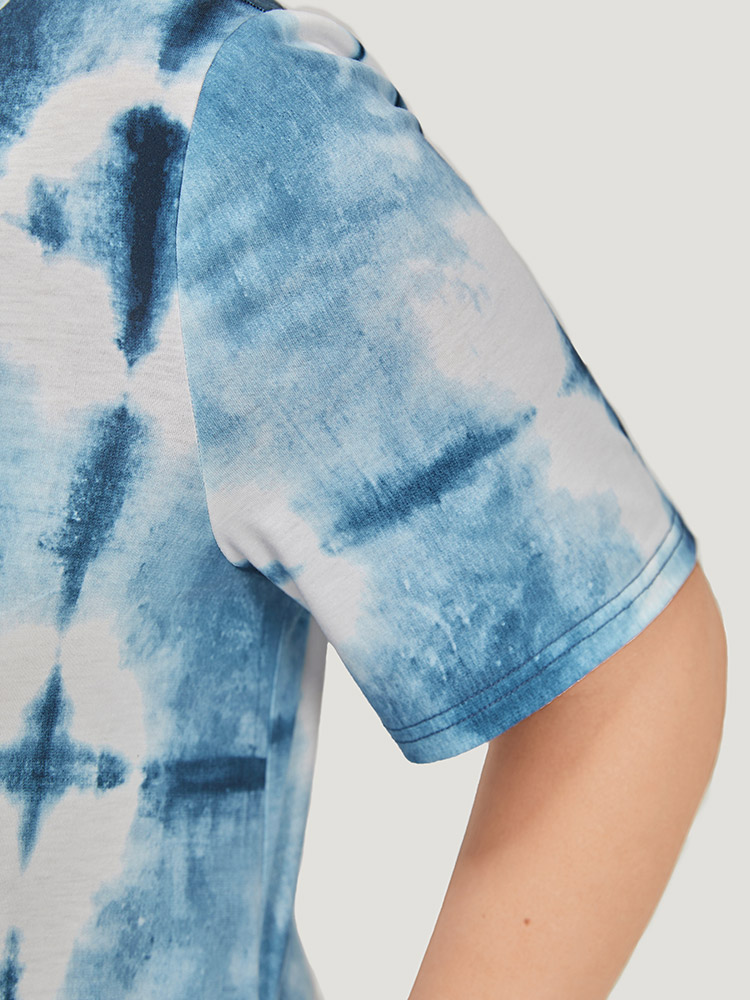 Plus Size Tie Dye Pocket Ruffle Hem Crew Neck Dress Blue Women Casual Printed Round Neck Short sleeve Curvy Midi Dress BloomChic 22-24/3X 