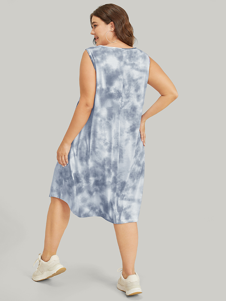 

Plus Size Heart Print Pocket Arc Hem Tie Dye Tank Dress SlateGray Women Arc Hem Round Neck Sleeveless Curvy Midi Dress BloomChic