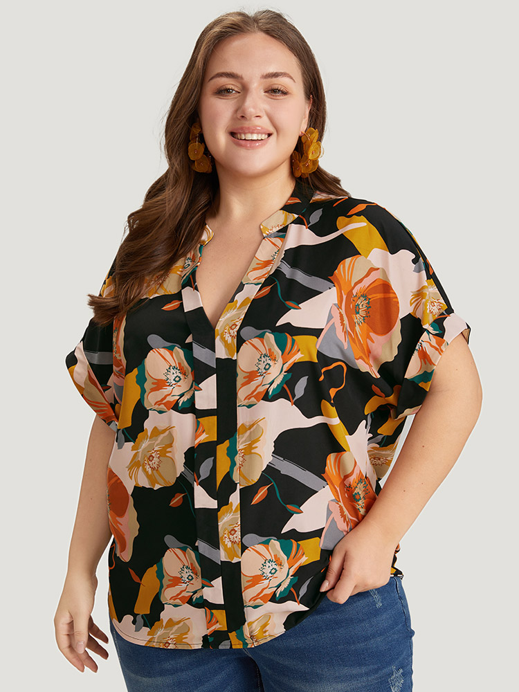 Plus Size Women Dailywear Floral Printed Dolman Sleeve Short sleeve Notched collar Elegant Blouses BloomChic 