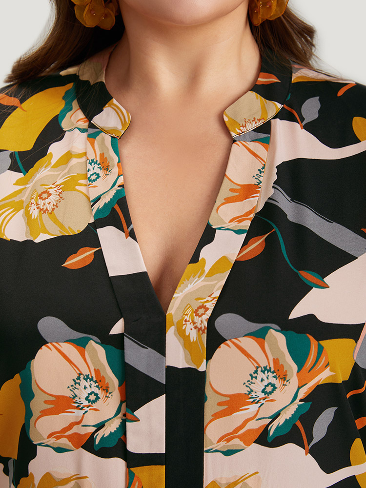 Plus Size Women Dailywear Floral Printed Dolman Sleeve Short sleeve Notched collar Elegant Blouses BloomChic 