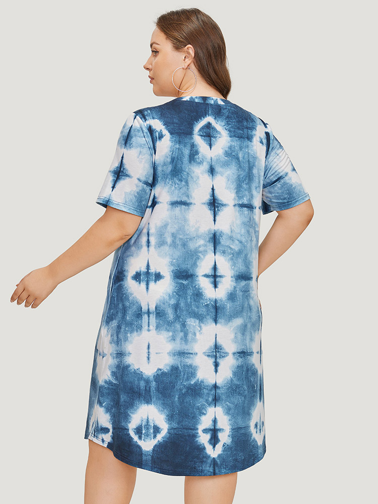 Plus Size Tie Dye Pocket Ruffle Hem Crew Neck Dress Blue Women Casual Printed Round Neck Short sleeve Curvy Midi Dress BloomChic 22-24/3X 