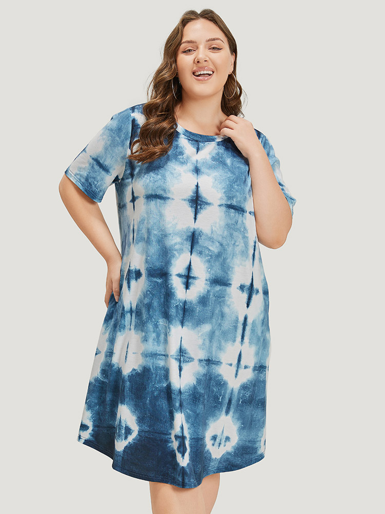 Plus Size Tie Dye Pocket Ruffle Hem Crew Neck Dress Blue Women Casual Printed Round Neck Short sleeve Curvy Midi Dress BloomChic 22-24/3X 