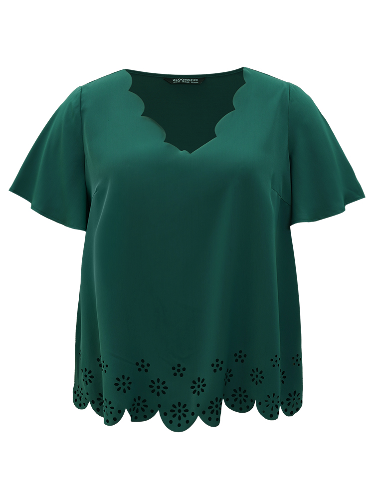 Plus Size Women Dailywear Plain Plain Ruffle Sleeve Short sleeve V-neck Elegant Blouses BloomChic 