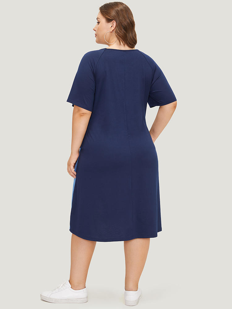 Plus Size Women Dailywear Colorblock Contrast Raglan sleeve Short sleeve V-neck Pocket Casual Dresses BloomChic 