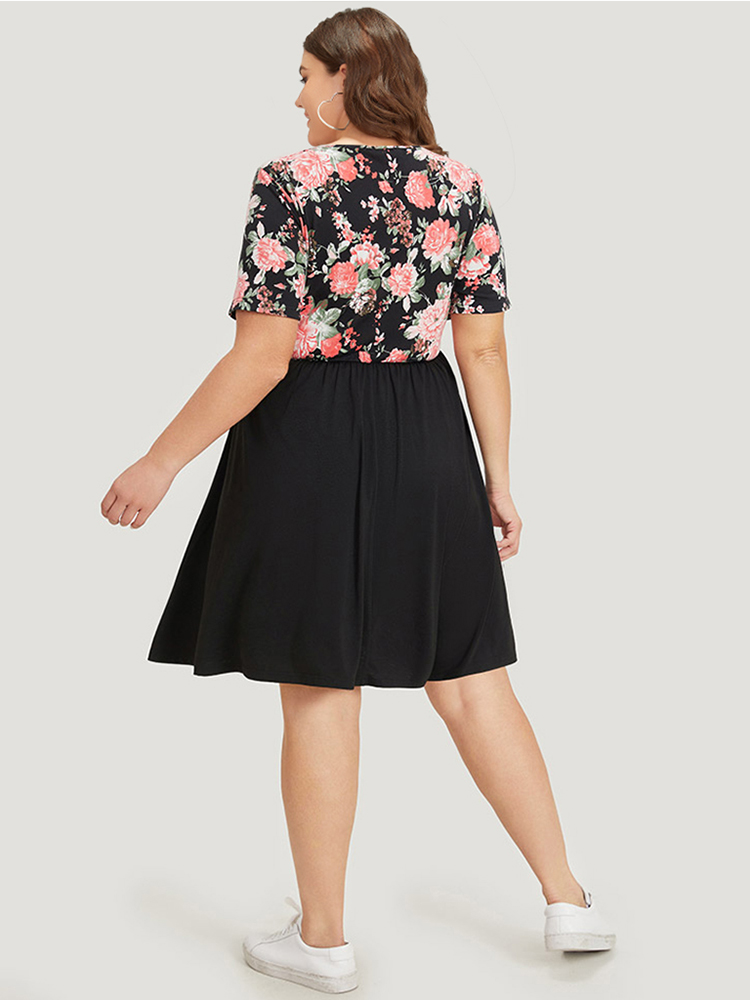 Plus Size Women Dailywear Plain Contrast Regular Sleeve Short sleeve Square Neck Pocket Casual Dresses BloomChic 