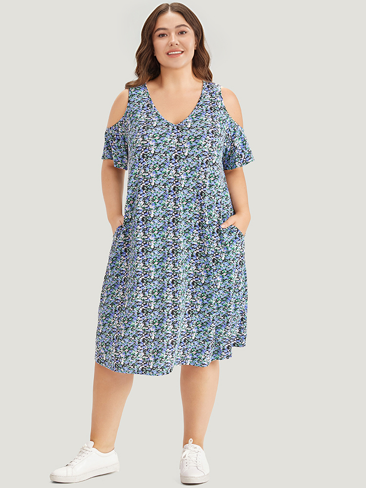 

Plus Size Ditsy Floral Pocket Cold Shoulder Dress Blue Women Casual Cut-Out V-neck Short sleeve Curvy Midi Dress BloomChic