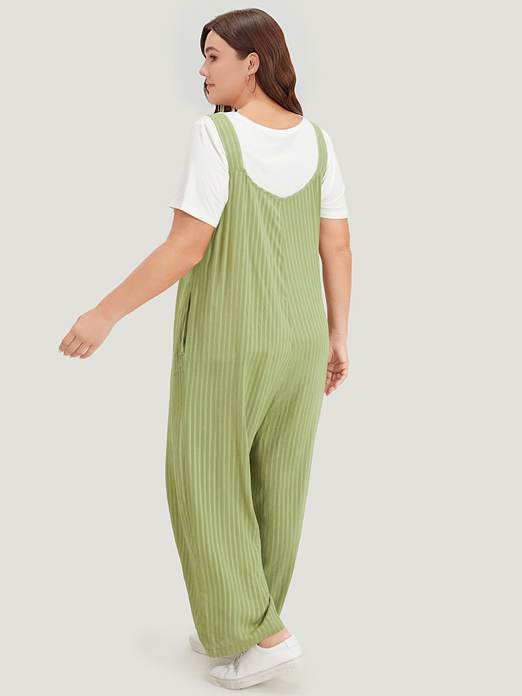 

Plus Size Green Striped Pocket Button Through Overall Jumpsuit Women Casual Sleeveless Spaghetti Strap Dailywear Loose Jumpsuits BloomChic