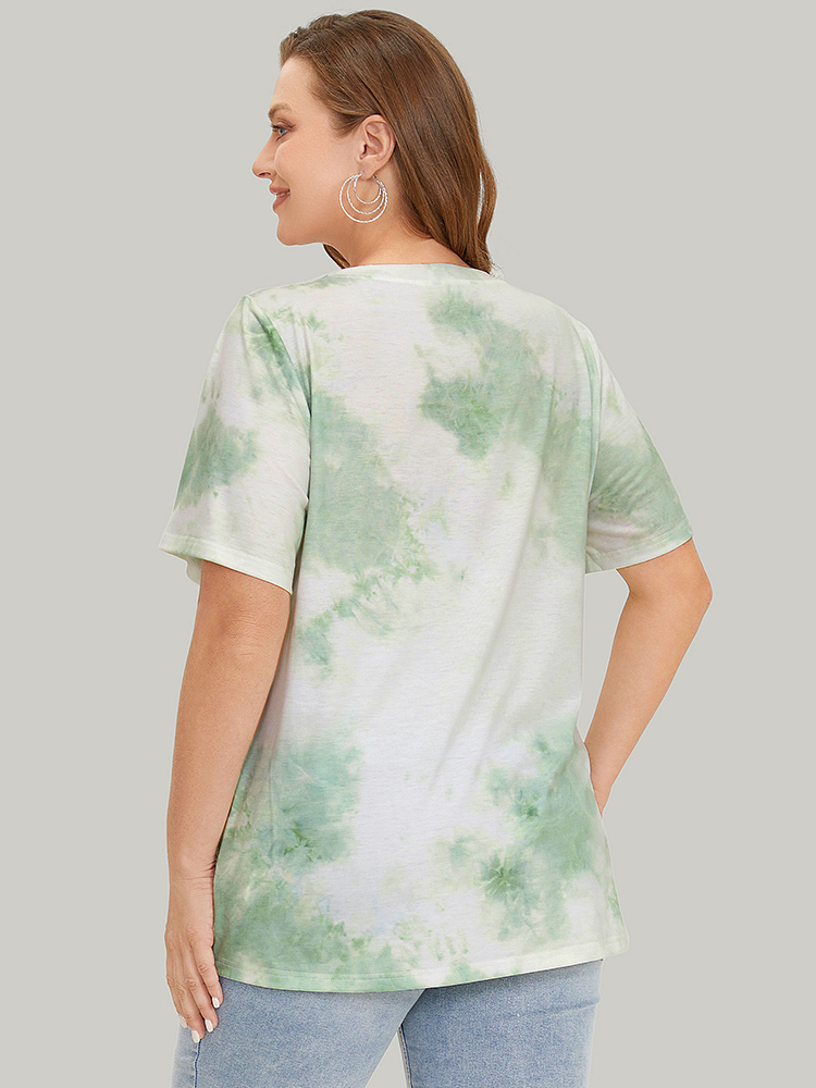 Plus Size Women Dailywear Heart Print Regular Sleeve Short sleeve Round Neck Casual T-shirts BloomChic 
