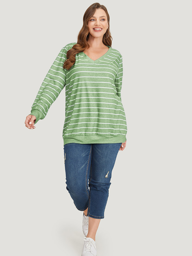 Plus Size Women Dailywear Plain Regular Regular Sleeve Long Sleeve V-neck Casual Sweatshirts BloomChic 