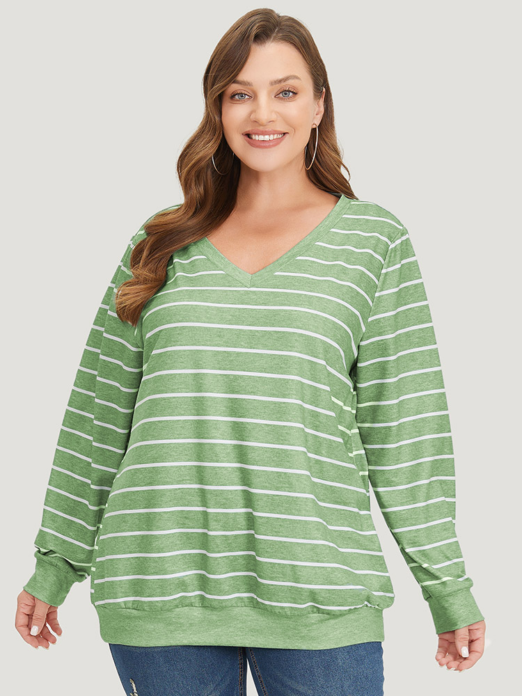 Plus Size Women Dailywear Plain Regular Regular Sleeve Long Sleeve V-neck Casual Sweatshirts BloomChic 
