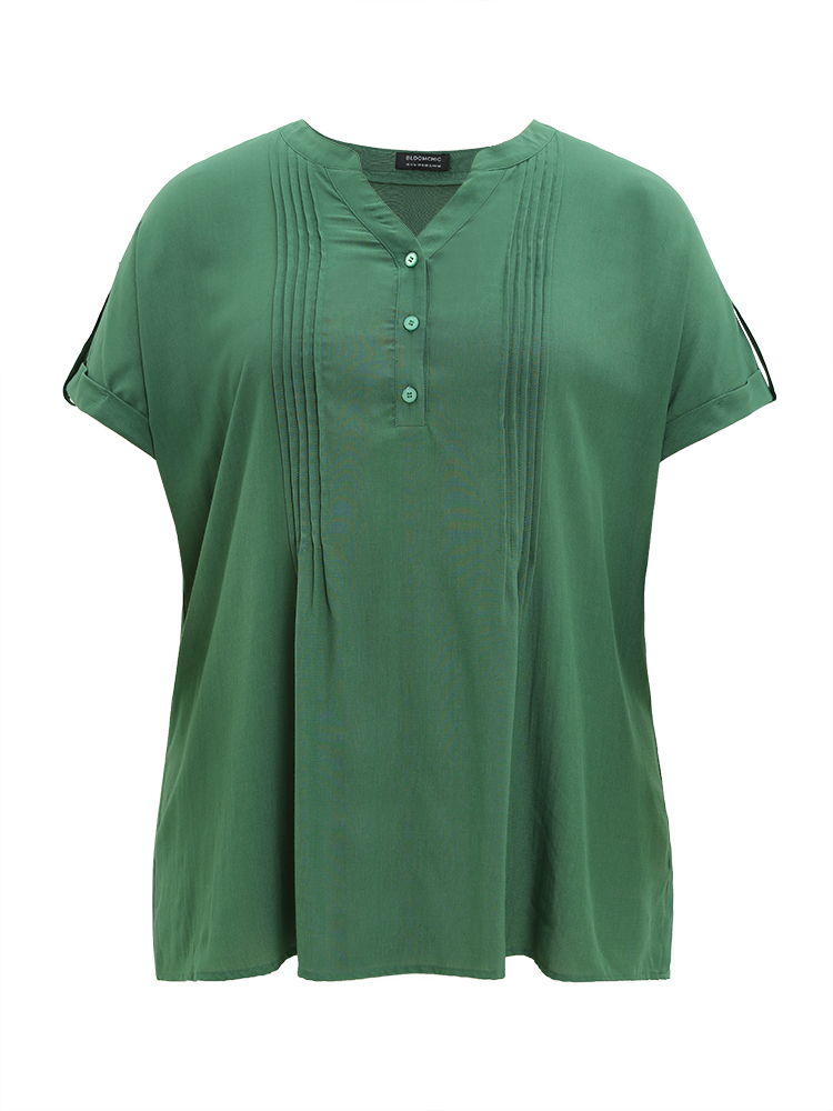Plus Size Women Dailywear Plain Pleated Regular Sleeve Short sleeve Notched collar Elegant Blouses BloomChic 