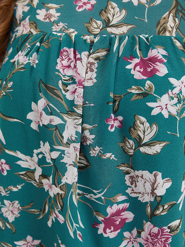 Plus Size Emerald Floral Gathered Mesh Ruffle Sleeve Blouse Women Elegant Short sleeve Round Neck Dailywear Blouses BloomChic 18-20/2X 