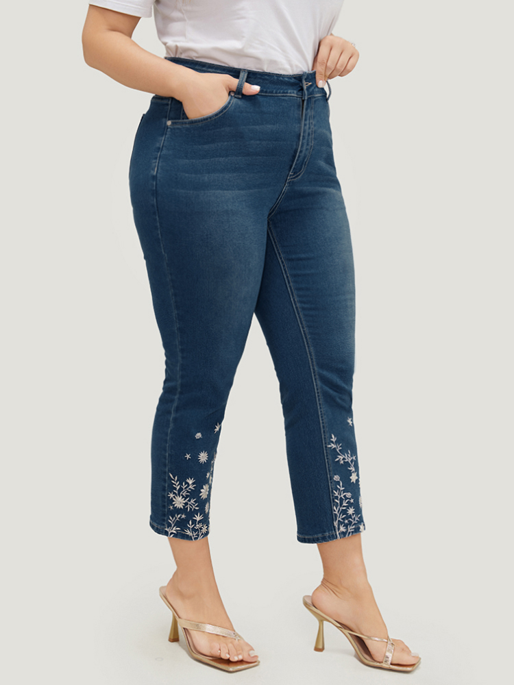 

Plus Size Very Stretchy High Rise Medium Wash Embroidered Hem Jeans Women Aegean Casual Plain Embroidered High stretch Pocket Jeans BloomChic