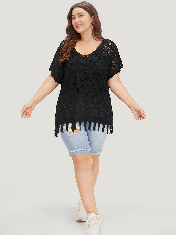 

Plus Size Plain Geometric Eyelet Patchwork Tassels Batwing Sleeve Pullover Black Women Casual Loose Short sleeve V-neck Dailywear Pullovers BloomChic