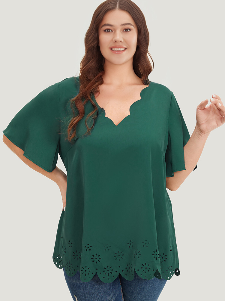 Plus Size Women Dailywear Plain Plain Ruffle Sleeve Short sleeve V-neck Elegant Blouses BloomChic 