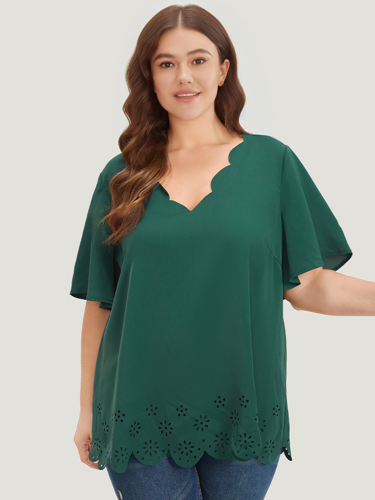 Plus Size Women Dailywear Plain Plain Ruffle Sleeve Short sleeve V-neck Elegant Blouses BloomChic 