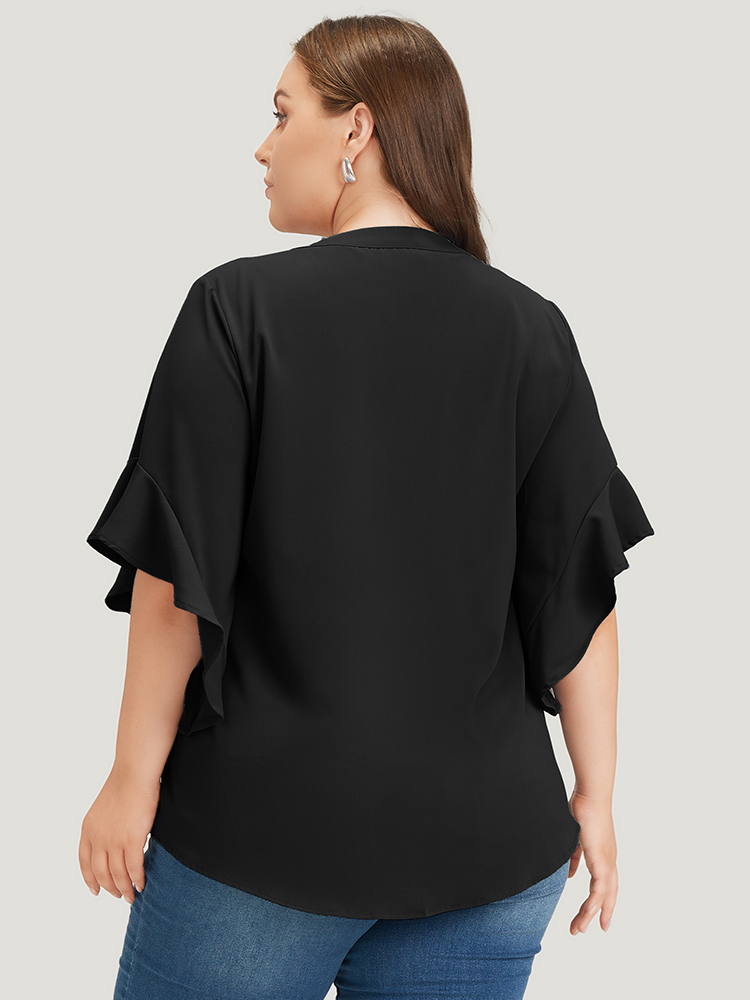 

Plus Size Black Anti-Wrinkle Plain Notched Flutter Sleeve Button Up Blouse Women Office Short sleeve Notched collar Work Blouses BloomChic