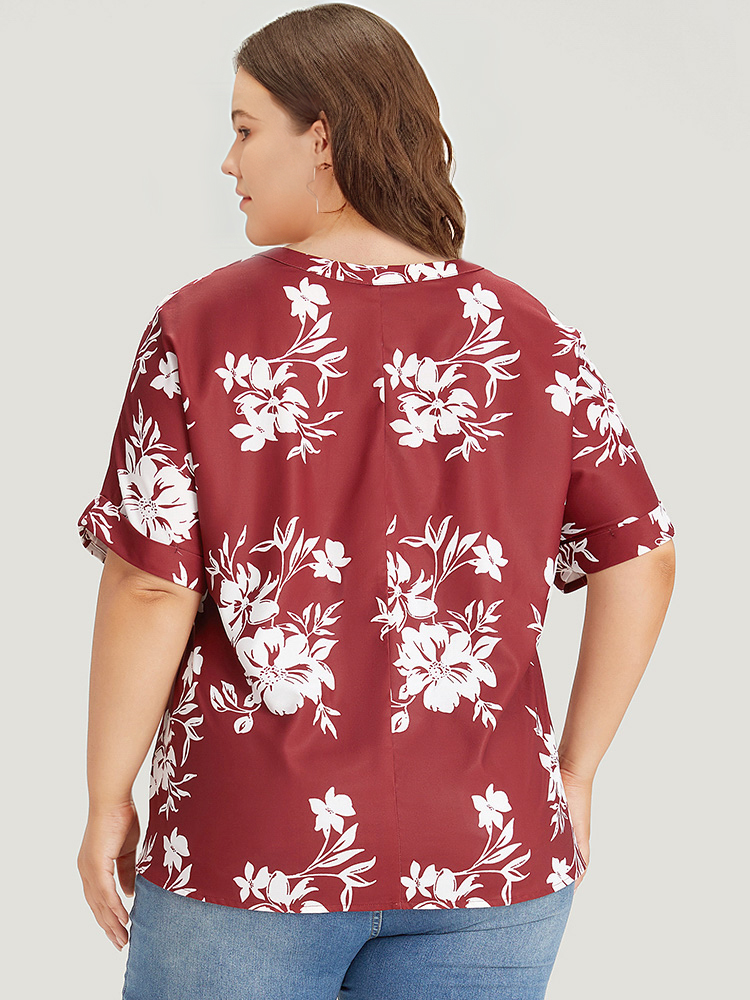Plus Size Multicolor Silhouette Floral Print Notched Roll Sleeve Blouse Women Elegant Short sleeve V-neck Dailywear Blouses BloomChic 10/M 