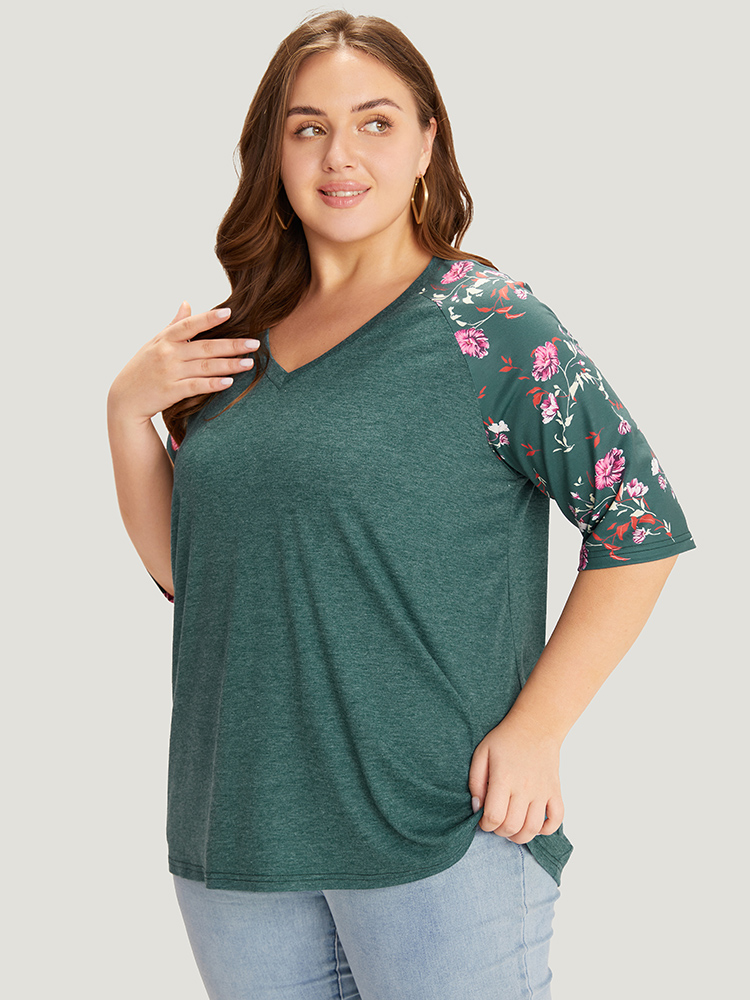 Plus Size Floral Patchwork Raglan Sleeve T-shirt DarkGreen Women Elegant Patchwork Floral V-neck Work T-shirts BloomChic 10/M 