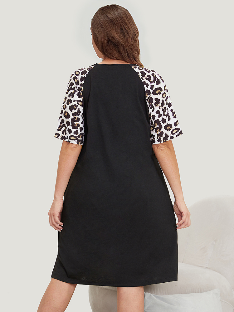 

Plus Size Leopard Print Patchwork Raglan Sleeve Sleep Dress Black Short sleeve V-neck Casual Dailywear  Bloomchic