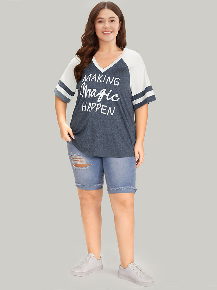 Plus Size Women Dailywear Letter Contrast Raglan sleeve Short sleeve V-neck Casual T-shirts BloomChic 