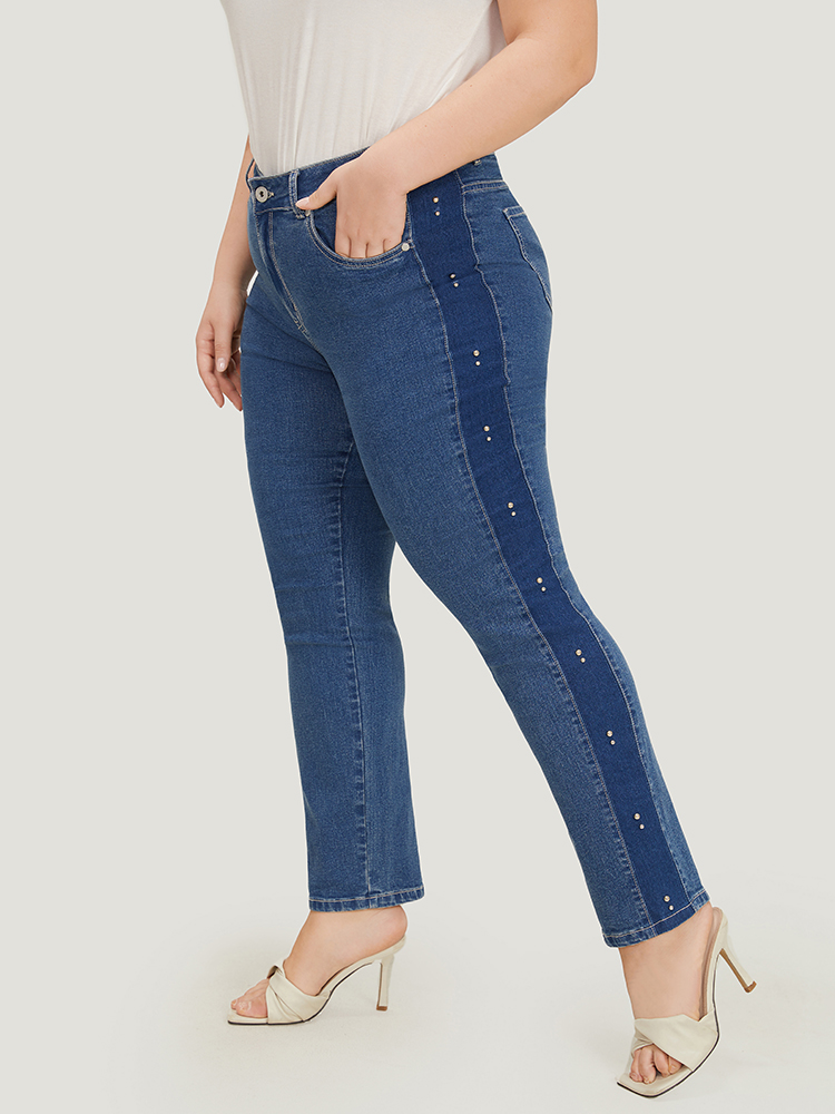 Plus Size Pearl Beaded Patchwork Medium Wash Jeans Women Indigo Casual Colorblock Beaded High stretch Pocket Jeans BloomChic 28/5X 