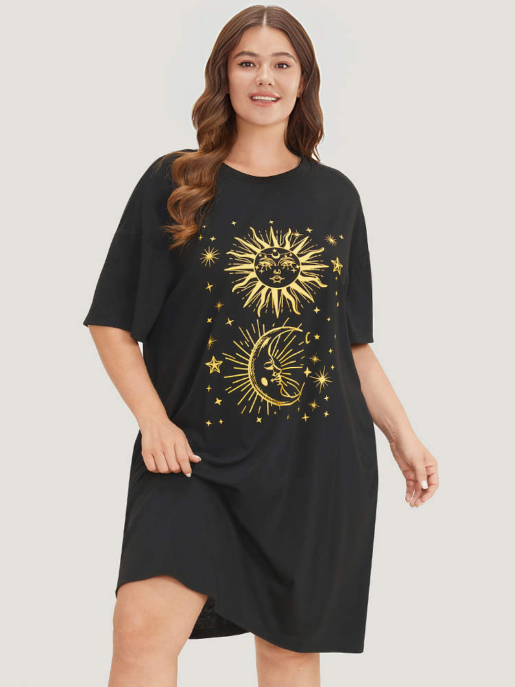 

Plus Size Supersoft Essentials Star & Moon Print Pocket Crew Neck Dress Black Women Casual Plain Curvy Knee Dress BloomChic