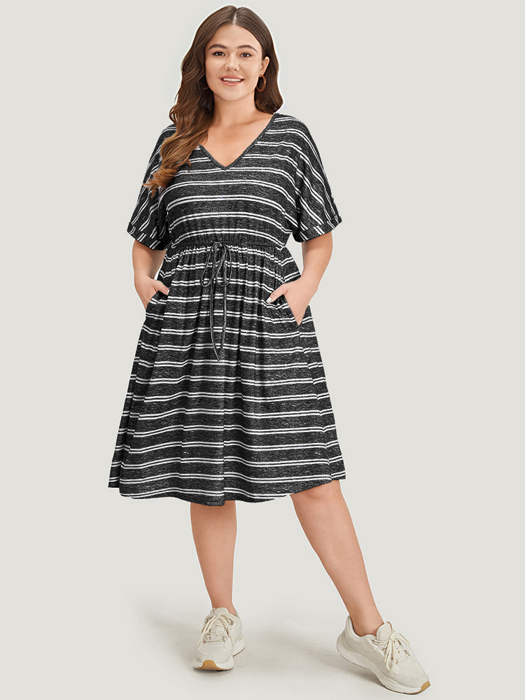 

Plus Size Striped Ties Pocket Roll sleeve Dress Black Women Casual Cross straps V-neck Short sleeve Curvy Midi Dress BloomChic