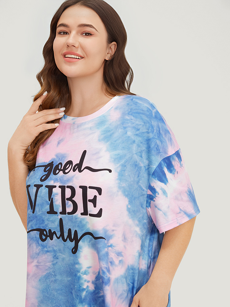 Plus Size Women Dailywear Letter Printed Regular Sleeve Short sleeve Round Neck Pocket Casual Dresses BloomChic 